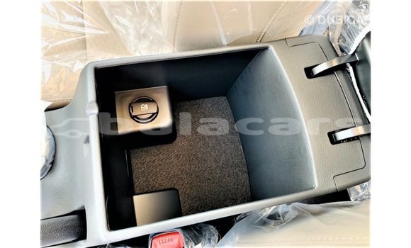 Acheter Import Voiture Hyundai Elantra Blanc à Import - Dubai, Central Acheter Import Voiture Hyundai Elantra Blanc à Import - Dubai, Central