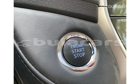 Buy Import Toyota Land Cruiser White Car in Import - Dubai in Central Buy Import Toyota Land Cruiser White Car in Import - Dubai in Central