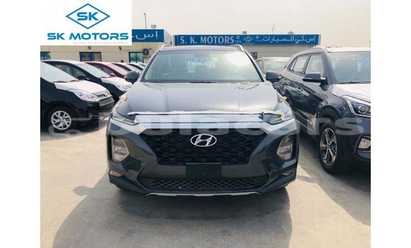 Buy Import Hyundai Santa Fe Green Car in Import - Dubai in Central Buy Import Hyundai Santa Fe Green Car in Import - Dubai in Central