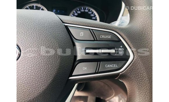 Buy Import Hyundai Santa Fe Green Car in Import - Dubai in Central Buy Import Hyundai Santa Fe Green Car in Import - Dubai in Central