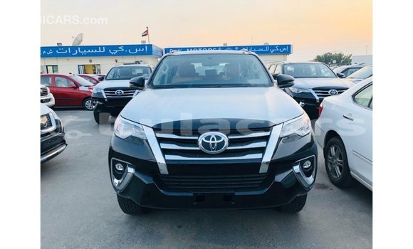 Buy Import Toyota Fortuner Black Car in Import - Dubai in Central Buy Import Toyota Fortuner Black Car in Import - Dubai in Central