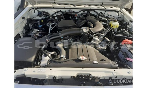 Buy Import Toyota Land Cruiser White Car in Import - Dubai in Central Buy Import Toyota Land Cruiser White Car in Import - Dubai in Central