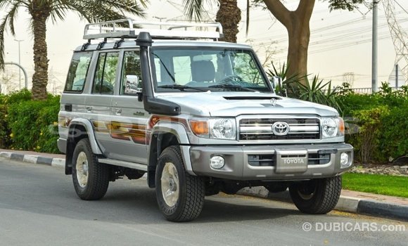 Buy Import Toyota Land Cruiser Grey Car in Import - Dubai in Central Buy Import Toyota Land Cruiser Grey Car in Import - Dubai in Central