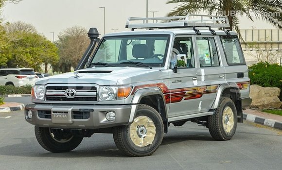 Buy Import Toyota Land Cruiser Grey Car in Import - Dubai in Central Buy Import Toyota Land Cruiser Grey Car in Import - Dubai in Central