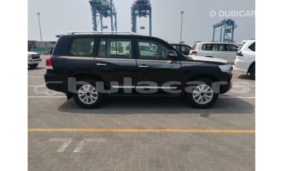 Buy Import Toyota Land Cruiser Black Car in Import - Dubai in Central Buy Import Toyota Land Cruiser Black Car in Import - Dubai in Central