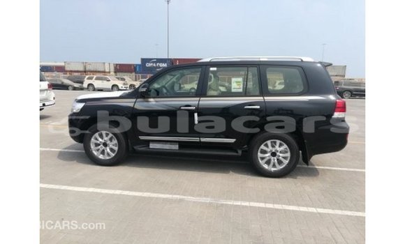 Buy Import Toyota Land Cruiser Black Car in Import - Dubai in Central Buy Import Toyota Land Cruiser Black Car in Import - Dubai in Central