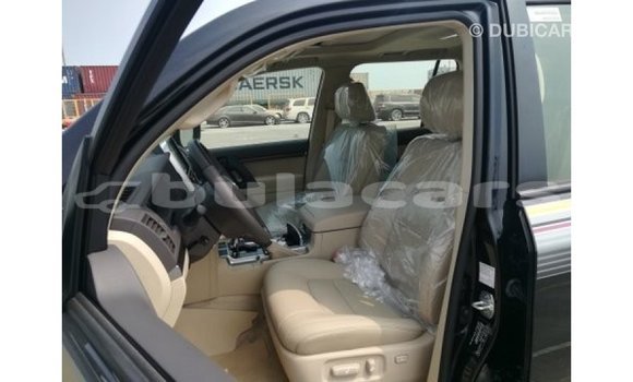Buy Import Toyota Land Cruiser Black Car in Import - Dubai in Central Buy Import Toyota Land Cruiser Black Car in Import - Dubai in Central