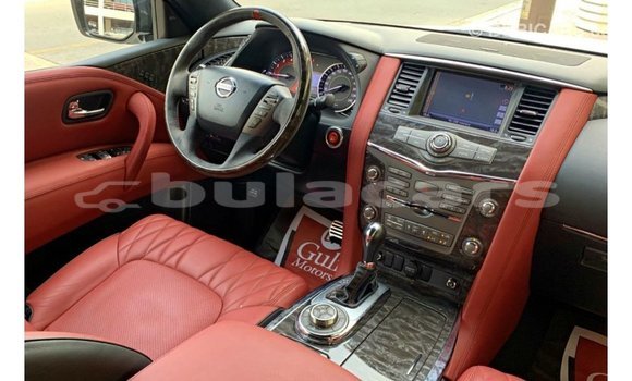 Buy Import Nissan Patrol White Car in Import - Dubai in Central Buy Import Nissan Patrol White Car in Import - Dubai in Central