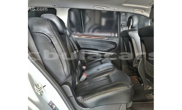 Buy Import Mercedes-Benz 190 Grey Car in Import - Dubai in Central Buy Import Mercedes-Benz 190 Grey Car in Import - Dubai in Central