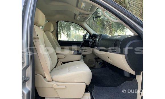 Buy Import Chevrolet Silverado Grey Car in Import - Dubai in Central Buy Import Chevrolet Silverado Grey Car in Import - Dubai in Central