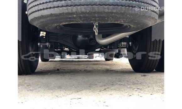 Acheter Import Voiture Isuzu Rodeo Blanc à Import - Dubai, Central Acheter Import Voiture Isuzu Rodeo Blanc à Import - Dubai, Central