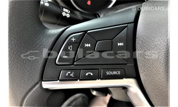 Acheter Import Voiture Nissan Sunny Blanc à Import - Dubai, Central Acheter Import Voiture Nissan Sunny Blanc à Import - Dubai, Central