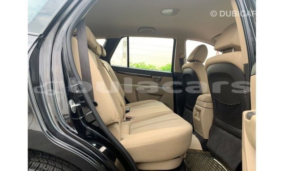 Buy Import Hyundai Santa Fe Black Car in Import - Dubai in Central Buy Import Hyundai Santa Fe Black Car in Import - Dubai in Central