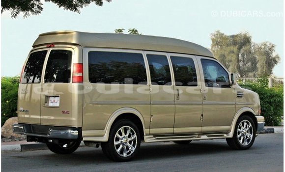 Buy Import GMC Acadia Other Car in Import - Dubai in Central Buy Import GMC Acadia Other Car in Import - Dubai in Central