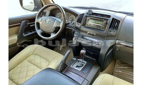 Buy Import Toyota Land Cruiser Blue Car in Import - Dubai in Central Buy Import Toyota Land Cruiser Blue Car in Import - Dubai in Central