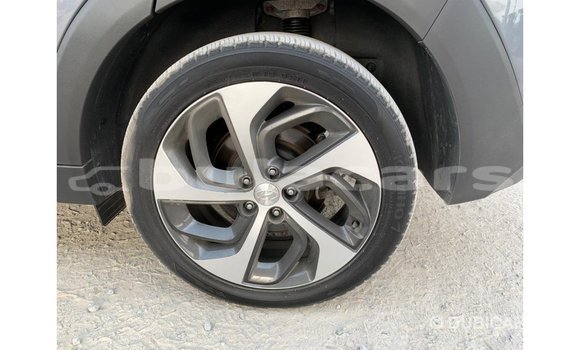 Buy Import Hyundai Tucson Grey Car in Import - Dubai in Central Buy Import Hyundai Tucson Grey Car in Import - Dubai in Central