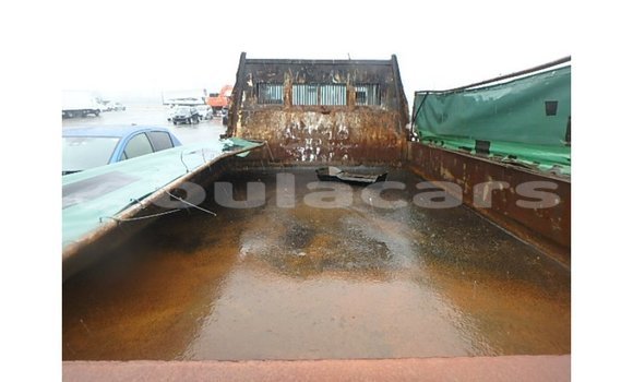 Buy Import Nissan 350Z Brown Car in Import - Dubai in Central Buy Import Nissan 350Z Brown Car in Import - Dubai in Central