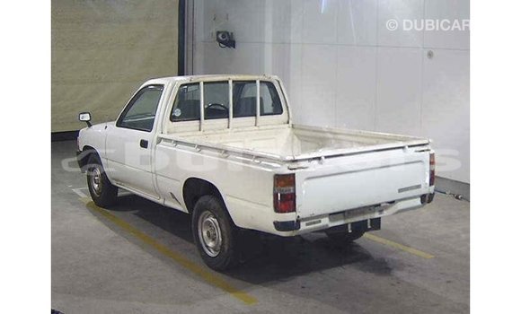 Buy Import Toyota Hilux White Car in Import - Dubai in Central Buy Import Toyota Hilux White Car in Import - Dubai in Central