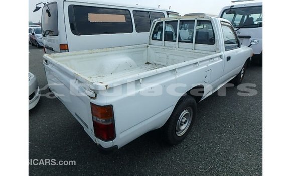 Buy Import Toyota Hilux White Car in Import - Dubai in Central Buy Import Toyota Hilux White Car in Import - Dubai in Central