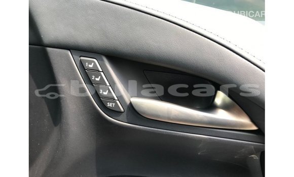 Acheter Import Voiture Lexus LX Gris à Import - Dubai, Central Acheter Import Voiture Lexus LX Gris à Import - Dubai, Central