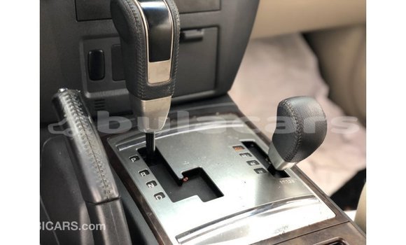 Buy Import Mitsubishi Pajero White Car in Import - Dubai in Central Buy Import Mitsubishi Pajero White Car in Import - Dubai in Central