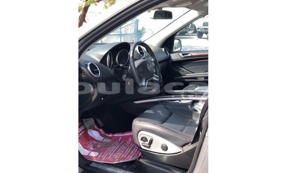 Buy Import Mercedes-Benz 190 Grey Car in Import - Dubai in Central Buy Import Mercedes-Benz 190 Grey Car in Import - Dubai in Central