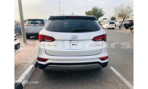 Buy Import Hyundai Santa Fe Grey Car in Import - Dubai in Central Buy Import Hyundai Santa Fe Grey Car in Import - Dubai in Central