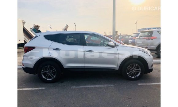 Buy Import Hyundai Santa Fe Grey Car in Import - Dubai in Central Buy Import Hyundai Santa Fe Grey Car in Import - Dubai in Central