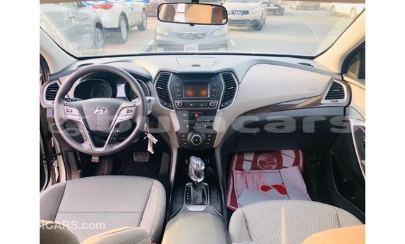 Buy Import Hyundai Santa Fe Grey Car in Import - Dubai in Central Buy Import Hyundai Santa Fe Grey Car in Import - Dubai in Central