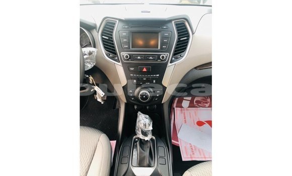 Buy Import Hyundai Santa Fe Grey Car in Import - Dubai in Central Buy Import Hyundai Santa Fe Grey Car in Import - Dubai in Central