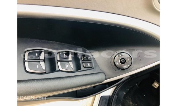 Buy Import Hyundai Santa Fe Grey Car in Import - Dubai in Central Buy Import Hyundai Santa Fe Grey Car in Import - Dubai in Central