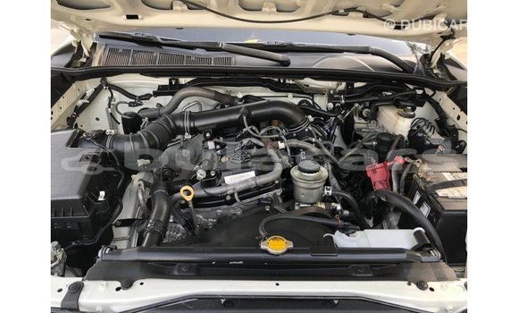 Buy Import Toyota Fortuner White Car in Import - Dubai in Central Buy Import Toyota Fortuner White Car in Import - Dubai in Central
