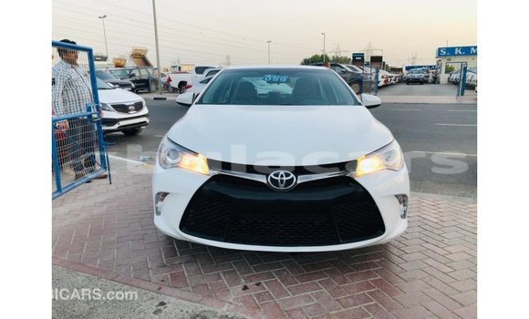 Buy Import Toyota Camry White Car in Import - Dubai in Central Buy Import Toyota Camry White Car in Import - Dubai in Central