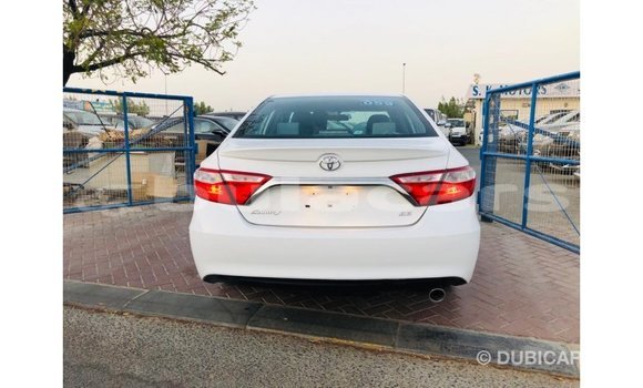 Buy Import Toyota Camry White Car in Import - Dubai in Central Buy Import Toyota Camry White Car in Import - Dubai in Central