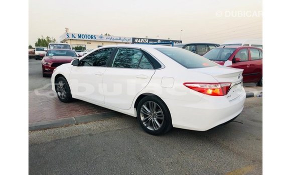 Buy Import Toyota Camry White Car in Import - Dubai in Central Buy Import Toyota Camry White Car in Import - Dubai in Central