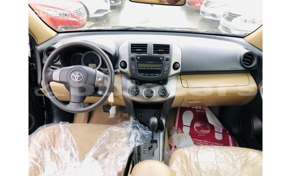 Buy Import Toyota 4Runner Black Car in Import - Dubai in Central Buy Import Toyota 4Runner Black Car in Import - Dubai in Central