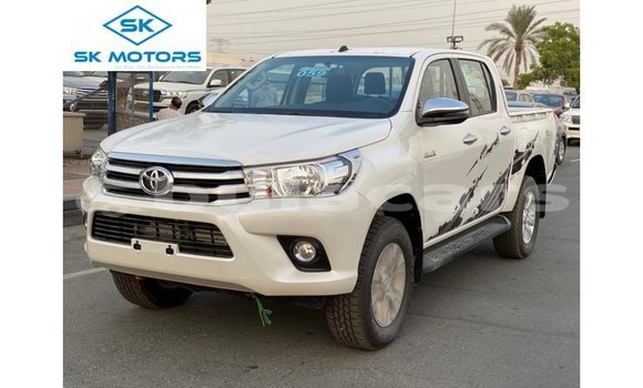 Buy Import Toyota Hilux White Car in Import - Dubai in Central Buy Import Toyota Hilux White Car in Import - Dubai in Central