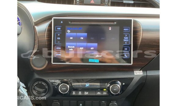 Buy Import Toyota Hilux White Car in Import - Dubai in Central Buy Import Toyota Hilux White Car in Import - Dubai in Central