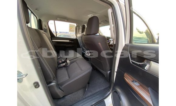 Buy Import Toyota Hilux White Car in Import - Dubai in Central Buy Import Toyota Hilux White Car in Import - Dubai in Central