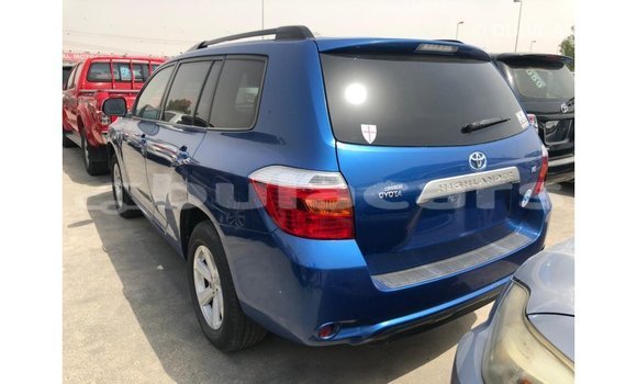 Buy Import Toyota Highlander Blue Car in Import - Dubai in Central Buy Import Toyota Highlander Blue Car in Import - Dubai in Central