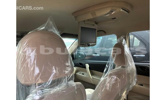 Buy Import Toyota Highlander Blue Car in Import - Dubai in Central Buy Import Toyota Highlander Blue Car in Import - Dubai in Central