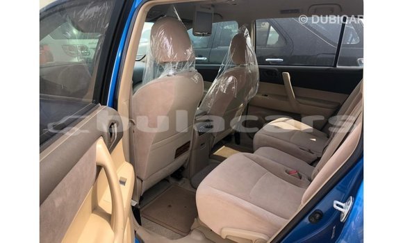Buy Import Toyota Highlander Blue Car in Import - Dubai in Central Buy Import Toyota Highlander Blue Car in Import - Dubai in Central