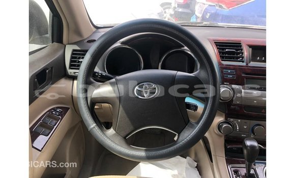 Buy Import Toyota Highlander Other Car in Import - Dubai in Central Buy Import Toyota Highlander Other Car in Import - Dubai in Central