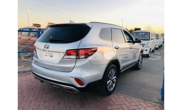 Buy Import Hyundai Santa Fe Grey Car in Import - Dubai in Central Buy Import Hyundai Santa Fe Grey Car in Import - Dubai in Central