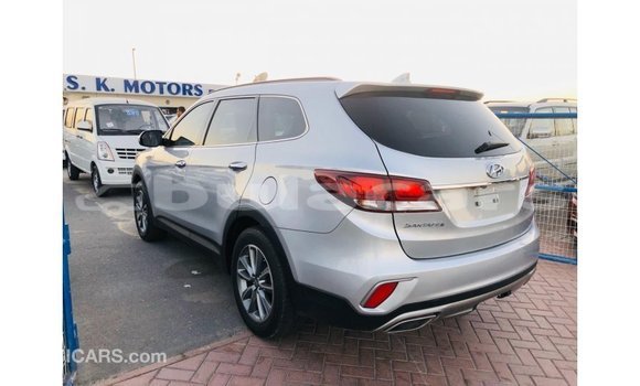 Buy Import Hyundai Santa Fe Grey Car in Import - Dubai in Central Buy Import Hyundai Santa Fe Grey Car in Import - Dubai in Central