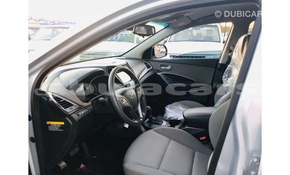 Buy Import Hyundai Santa Fe Grey Car in Import - Dubai in Central Buy Import Hyundai Santa Fe Grey Car in Import - Dubai in Central