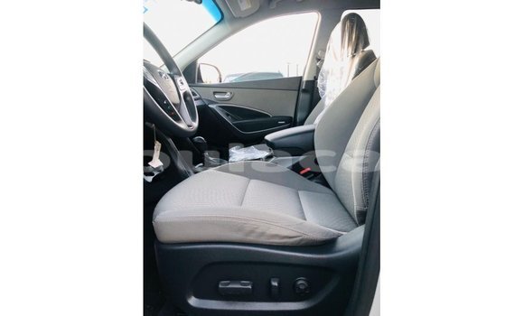 Buy Import Hyundai Santa Fe Grey Car in Import - Dubai in Central Buy Import Hyundai Santa Fe Grey Car in Import - Dubai in Central