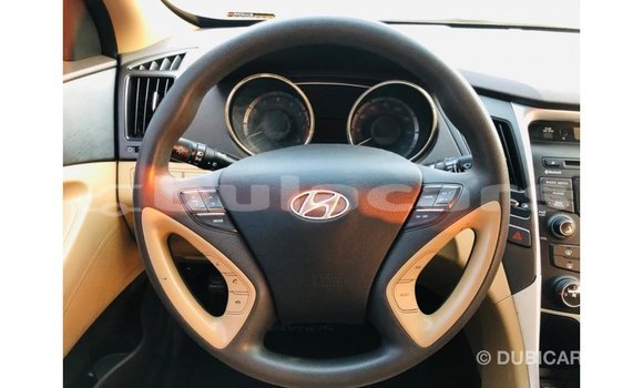 Buy Import Hyundai Sonata Red Car in Import - Dubai in Central Buy Import Hyundai Sonata Red Car in Import - Dubai in Central