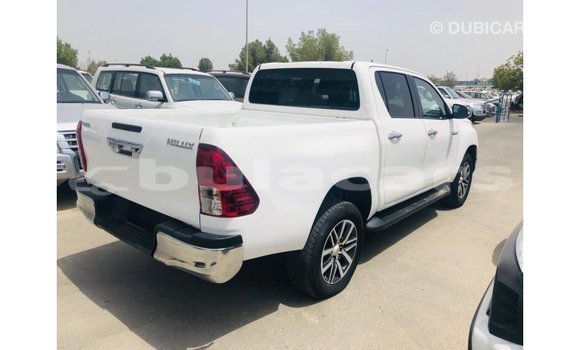 Buy Import Toyota Hilux White Car in Import - Dubai in Central Buy Import Toyota Hilux White Car in Import - Dubai in Central