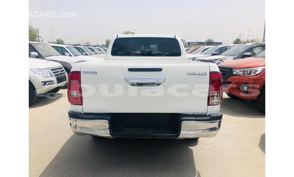 Buy Import Toyota Hilux White Car in Import - Dubai in Central Buy Import Toyota Hilux White Car in Import - Dubai in Central